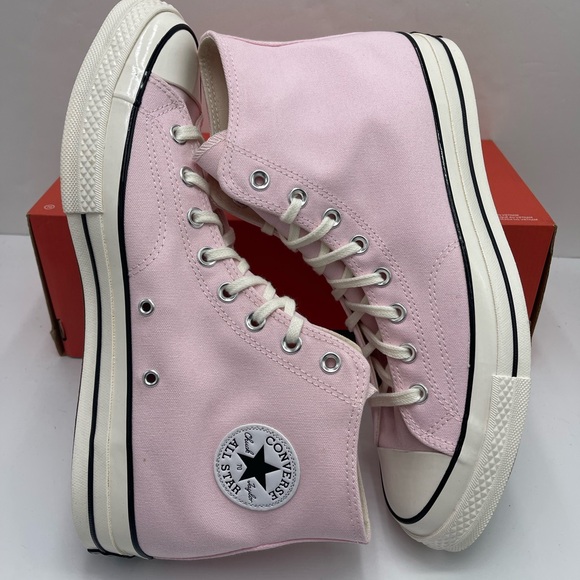 Converse Men’s A10527F
CHUCK 70 HI
PINK FROSTING/EGRET/BLACK High-Top Sneakers - Picture 12 of 16